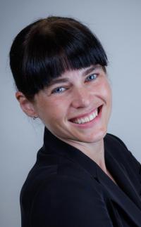 Carly Schwartz, MD Profile Headshot