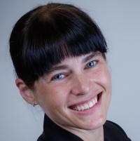Carly Schwartz, MD Profile Headshot