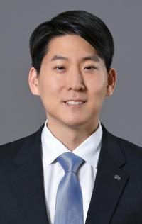 Peter Jang, MD Profile Headshot